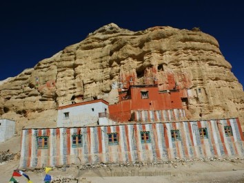Upper Mustang Trek