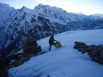 Naya Kanga Peak Climbing