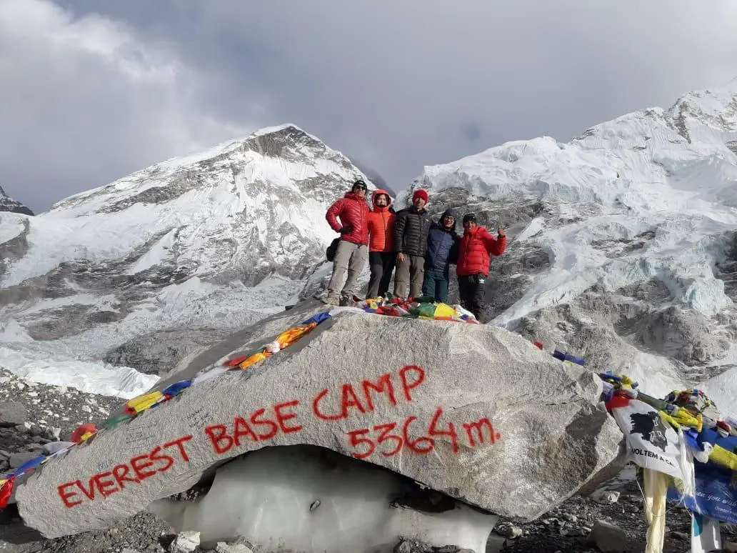 Everest Base Camp Vegan Food, Drinks, Shower and WIFI facility