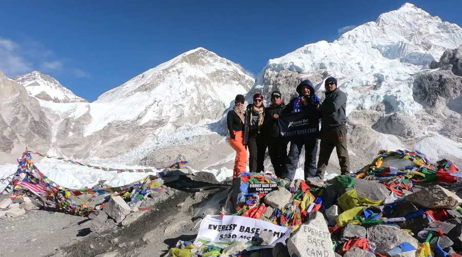 Everest Base Camp Trek 2026 – Complete Guide to the Ultimate Himalayan Adventure