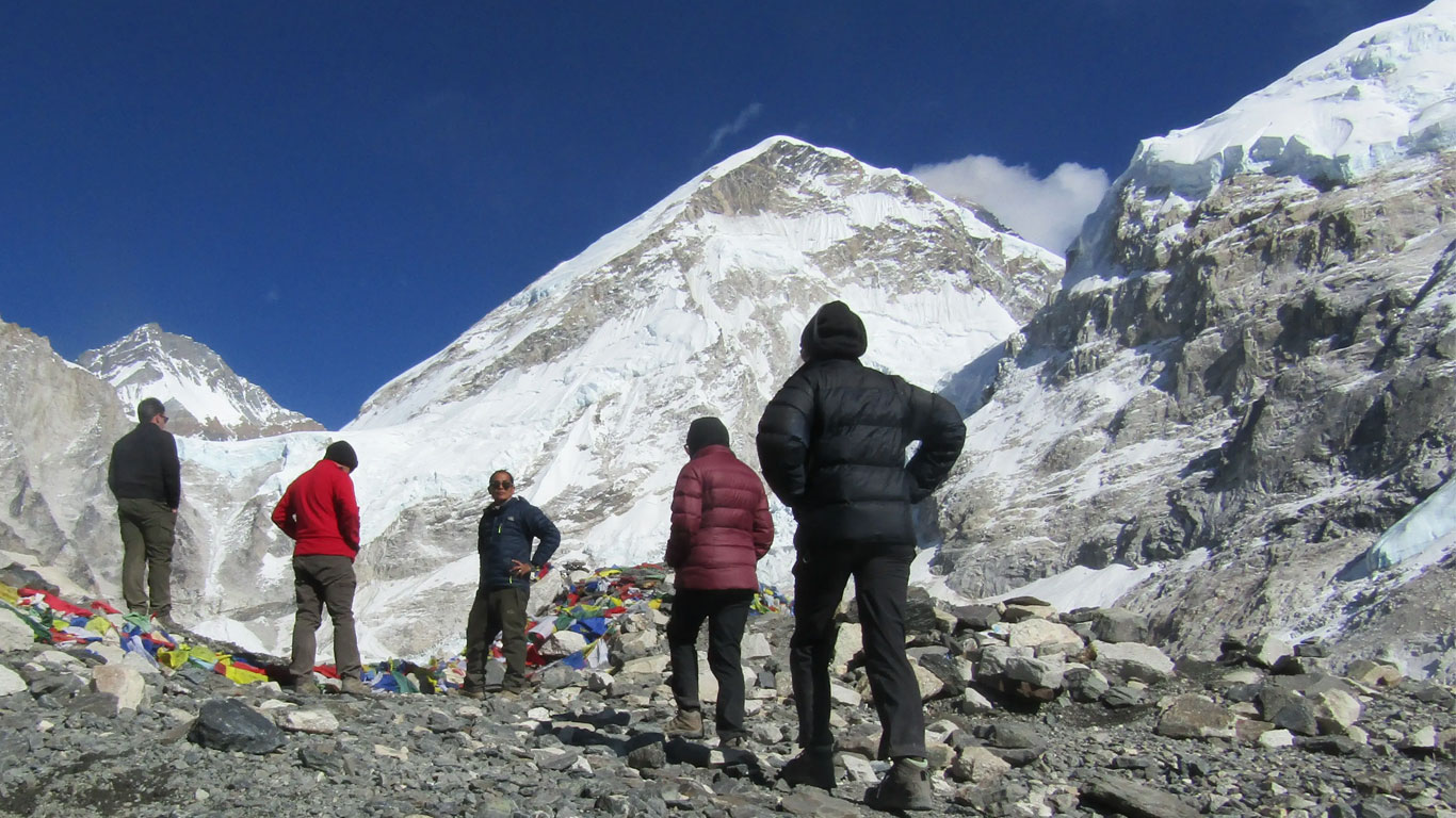 Top 7 Reasons: Why Everest Base Camp Trek is Popular Today?