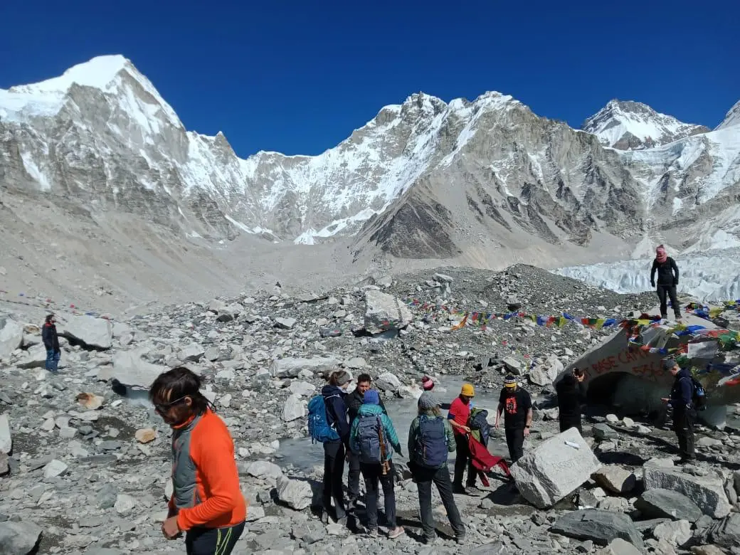 Everest base camp trek in February: Route safety | Service | Equipment and Tips