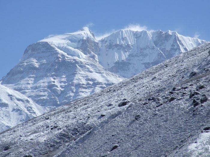 Book Kanchenjunga Circuit Trek