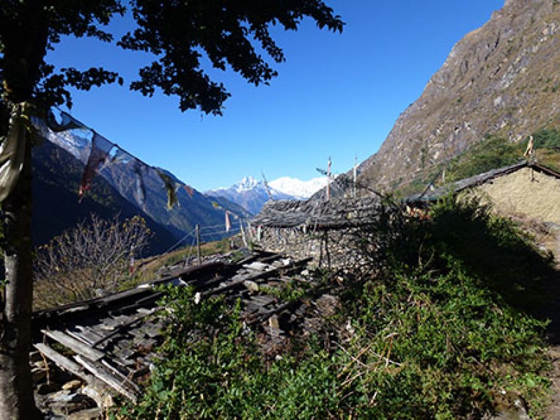 Short Manaslu Circuit Trek